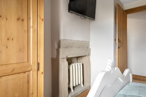 Photo 37- click for photo gallery